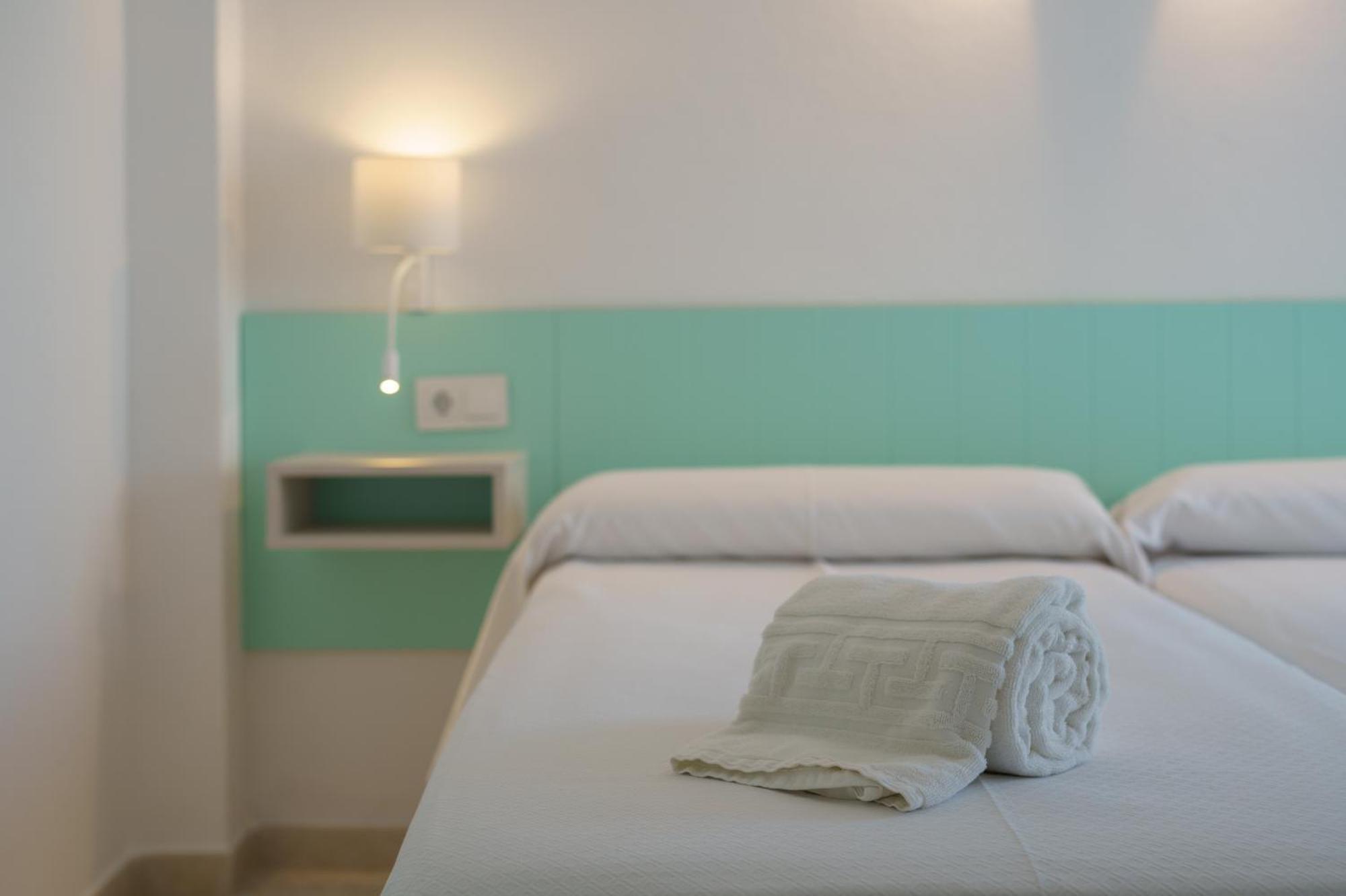 Apartaments Andreas Colonia de Sant Jordi Екстериор снимка