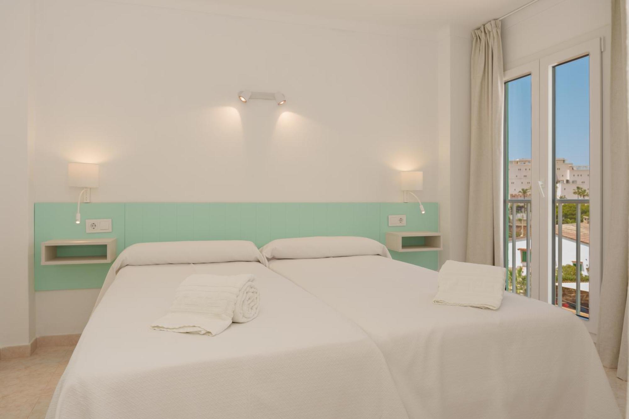 Apartaments Andreas Colonia de Sant Jordi Екстериор снимка